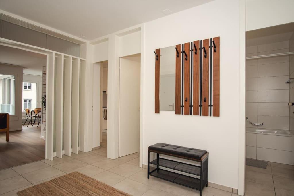 Spacious Apartment Next To Rhine Bazel Buitenkant foto